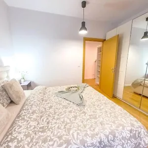 Apartament Old Town Spacious, Bucureşti