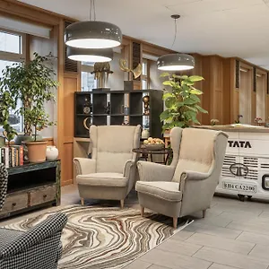 vizitați hotelul